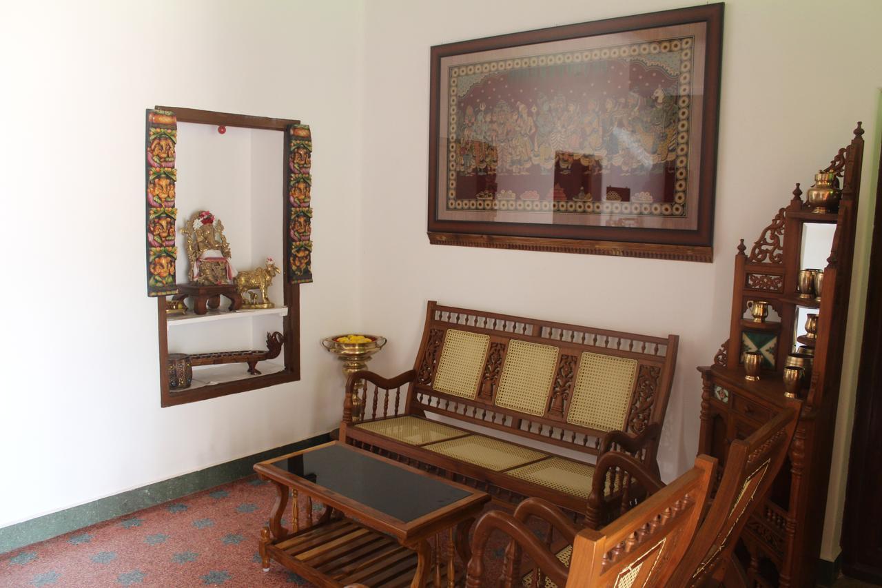 Rams Inn Thanjavur Bagian luar foto