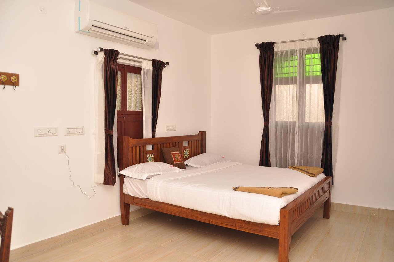 Rams Inn Thanjavur Bagian luar foto